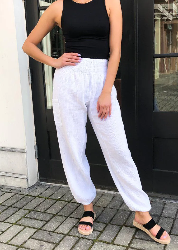 Bobi Cotton Beach Jogger - White