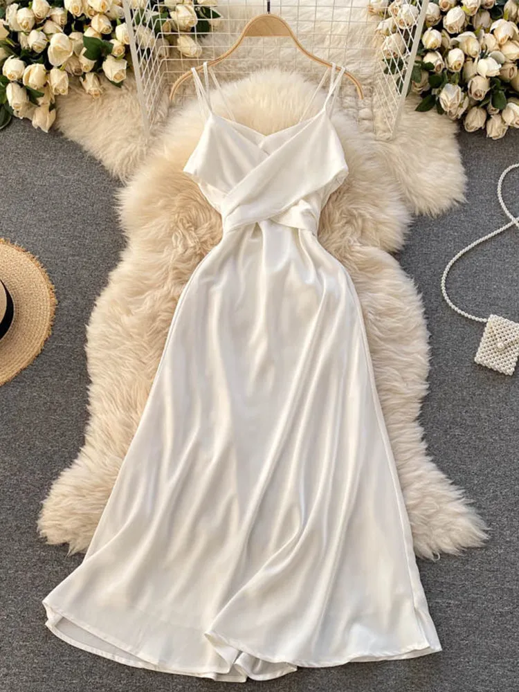 Julia Fashion - Satin Women's Dress