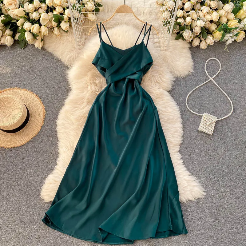 Julia Fashion - Satin Women's Dress