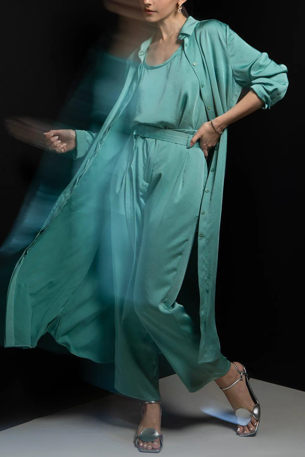 Lightweight Texture Satin Scoop Neck Tank - Sea Green