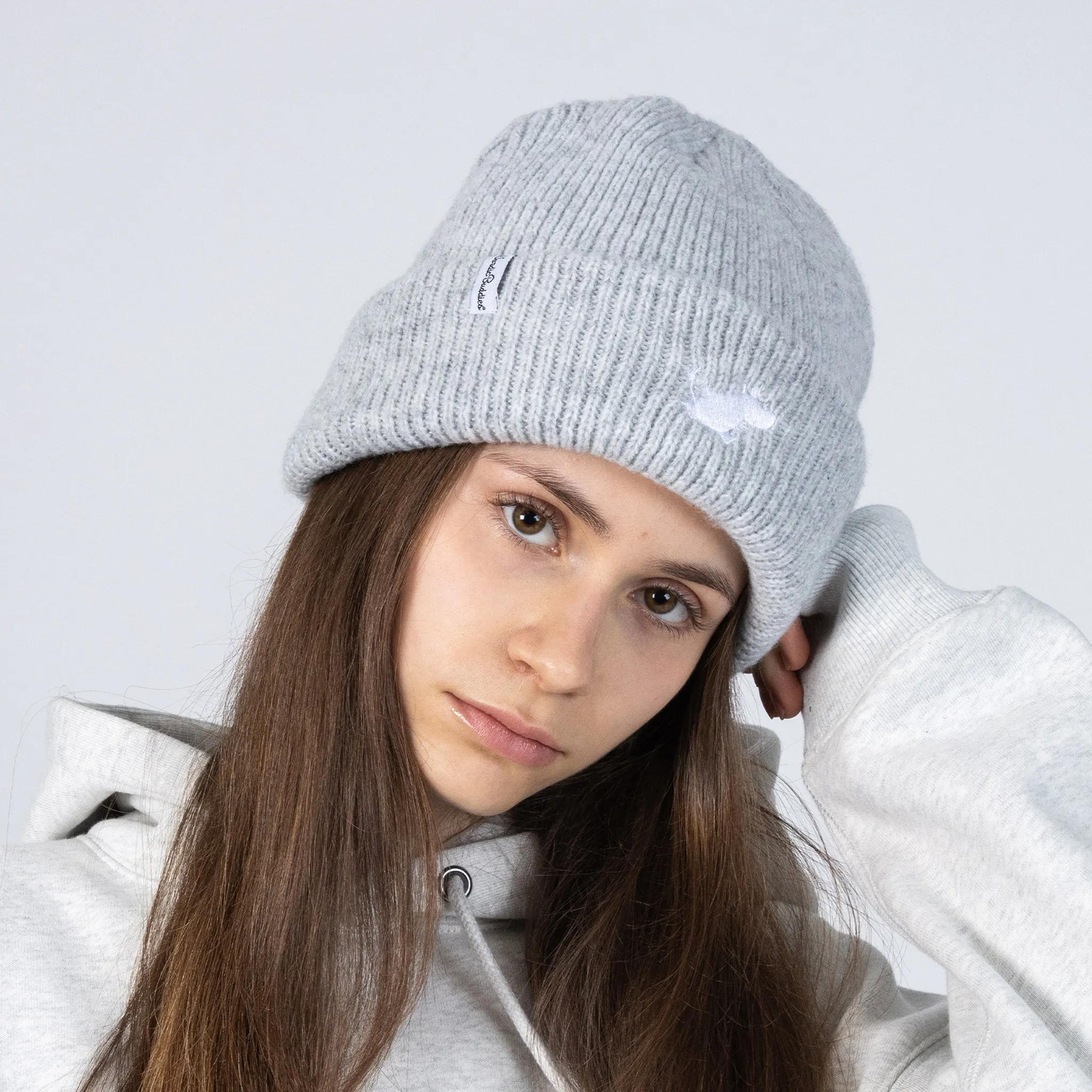 Moomintroll Active Socks and Beanie Christmas Combo - Grey & White