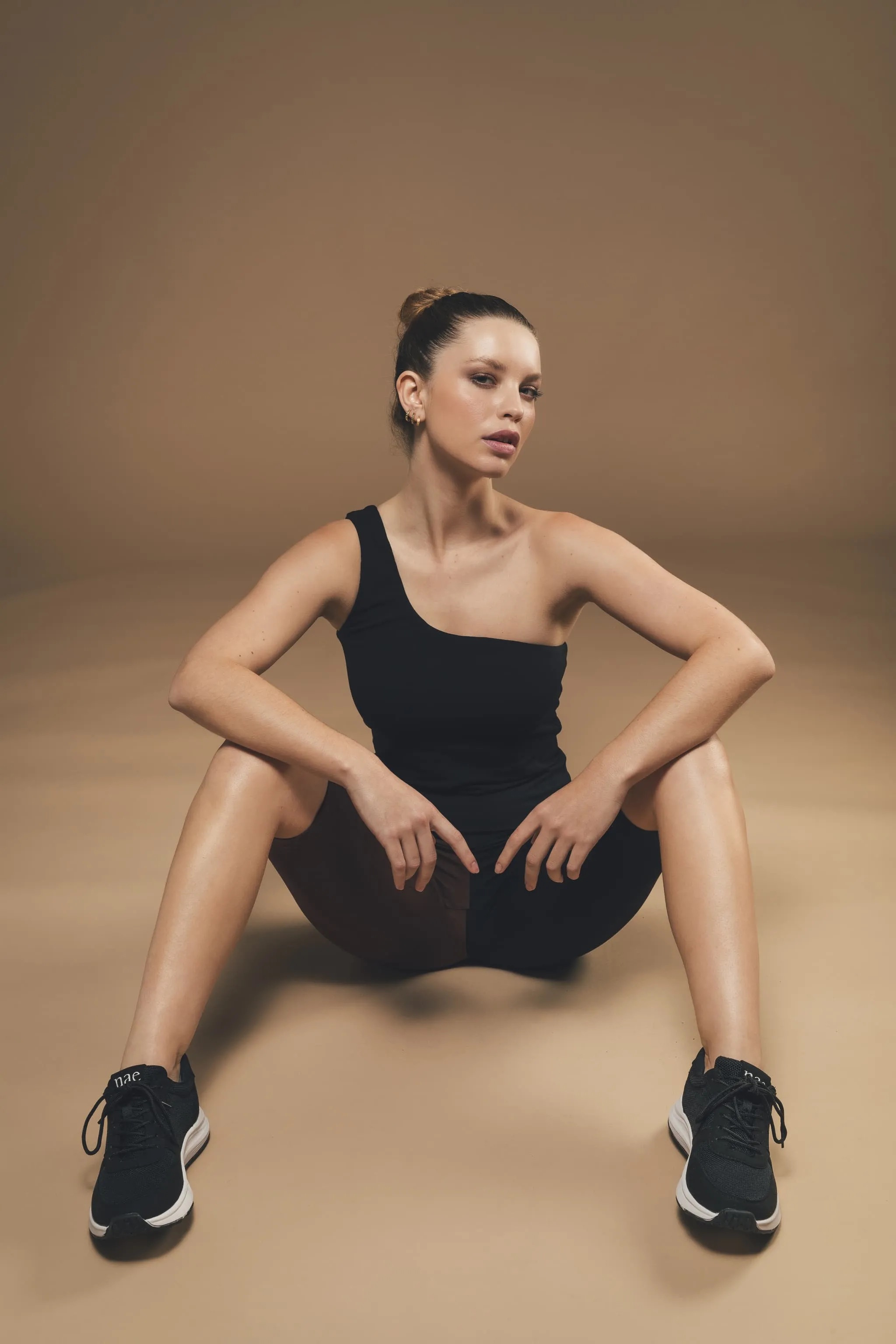 One Shoulder Top Black