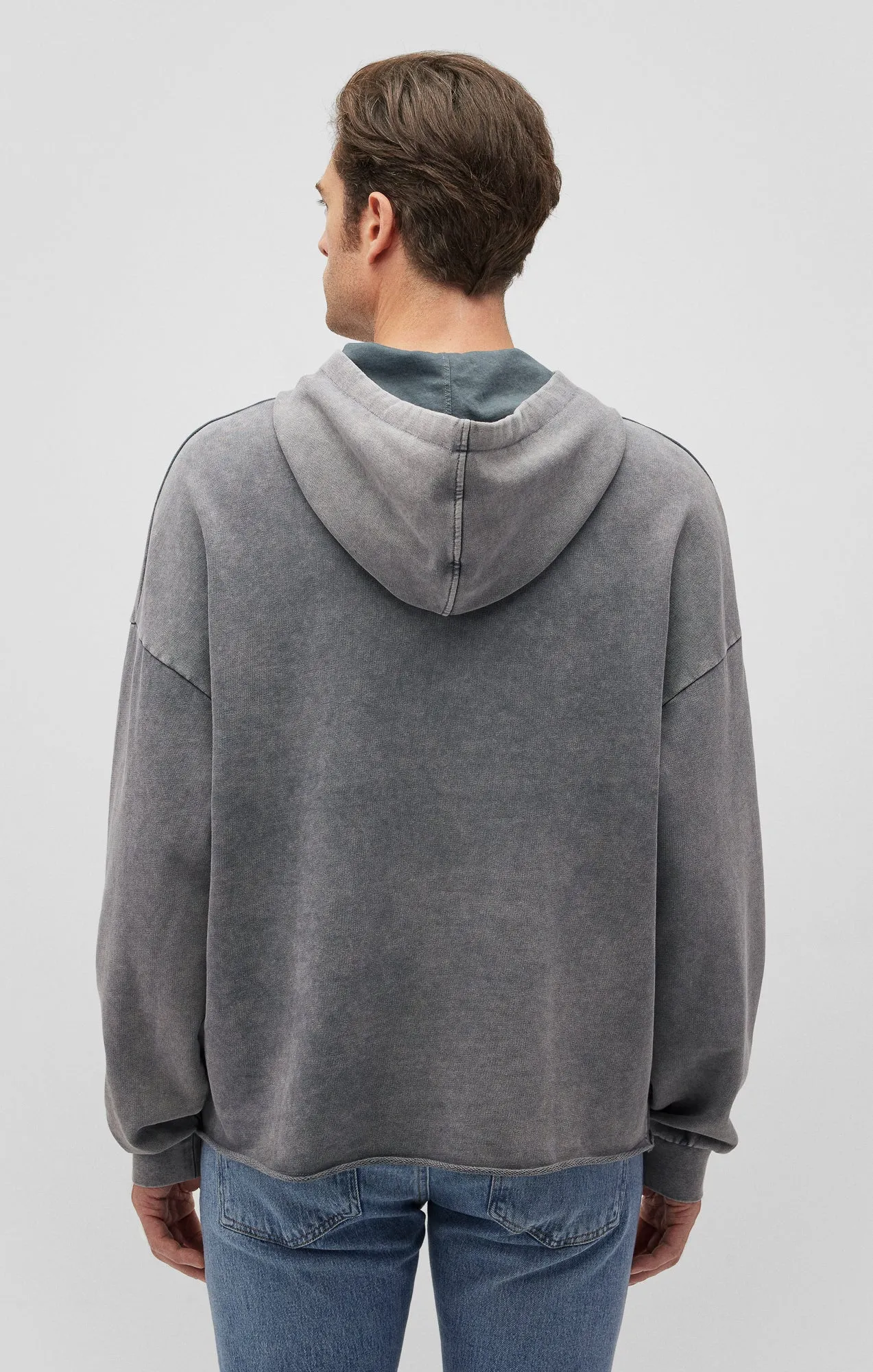 RAW EDGE HOODIE IN MONUMENT