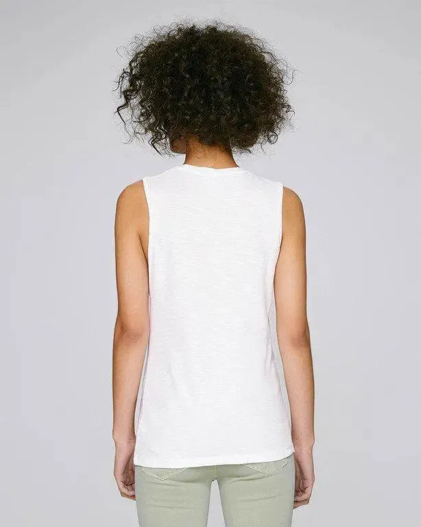 WHITE ORGANIC SCOOP NECK TANK TOP