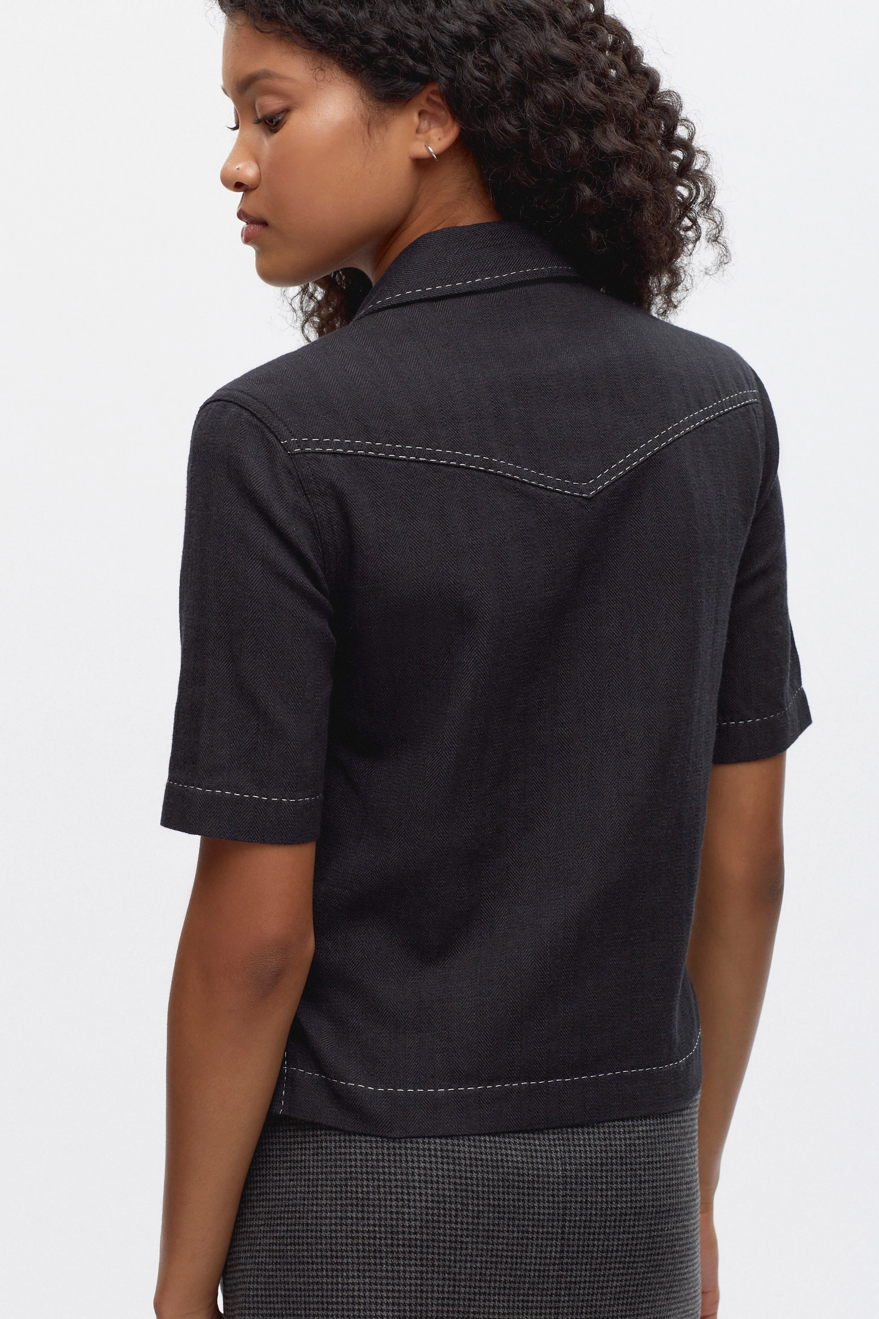 Women's Asmar Shirt in Black Herringbone